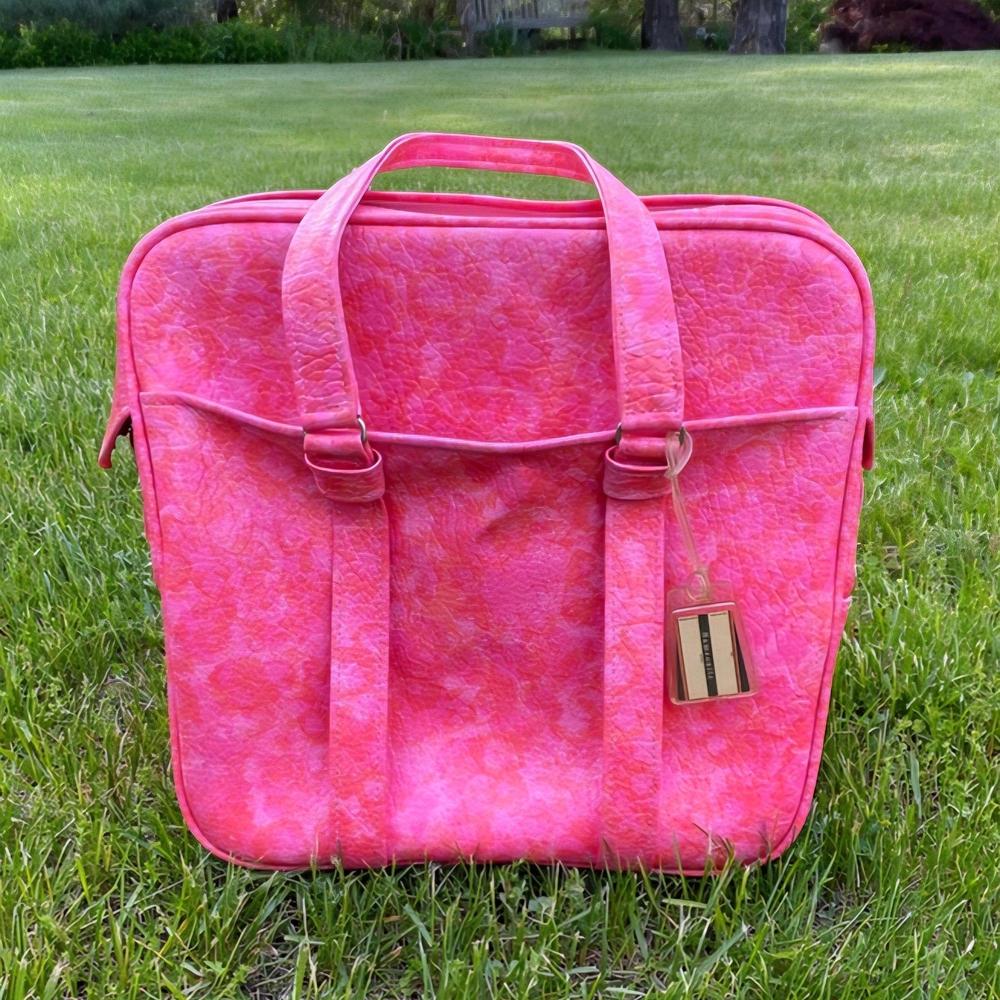 Samsonite Vibrant Pink Travel Bag